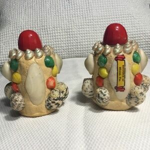 🛍️Vintage~Jar Style Shells Plaster Salt Pepper Shakers~Florida Souvenir